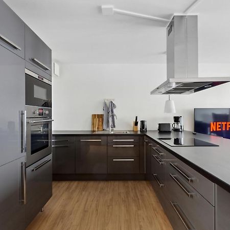 Eindrucksvolle Zwei-Zimmer-Wohnung Mit Balkon Und Grosser Kueche Leipzig Exterior foto